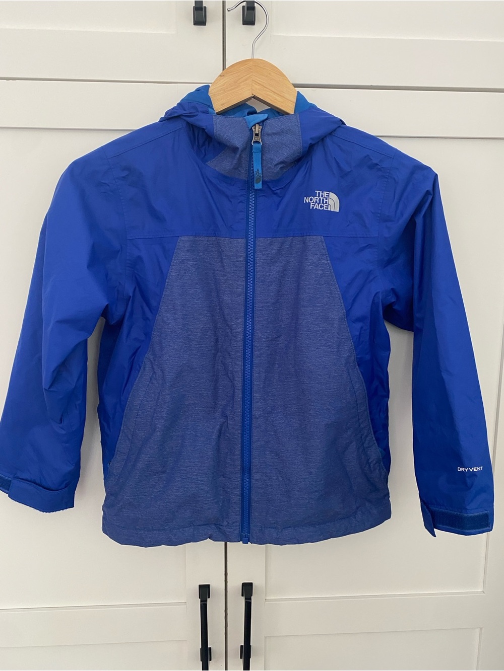 The North Face Boys Blue Dryvent Waterproof Windproof Breathable Raincoat Sz 7/8